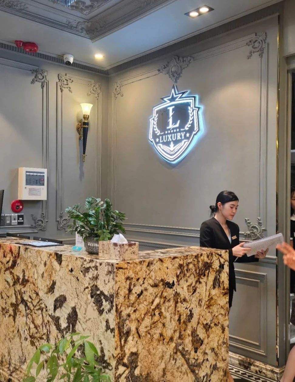 Luxury Barbershop — Reception
