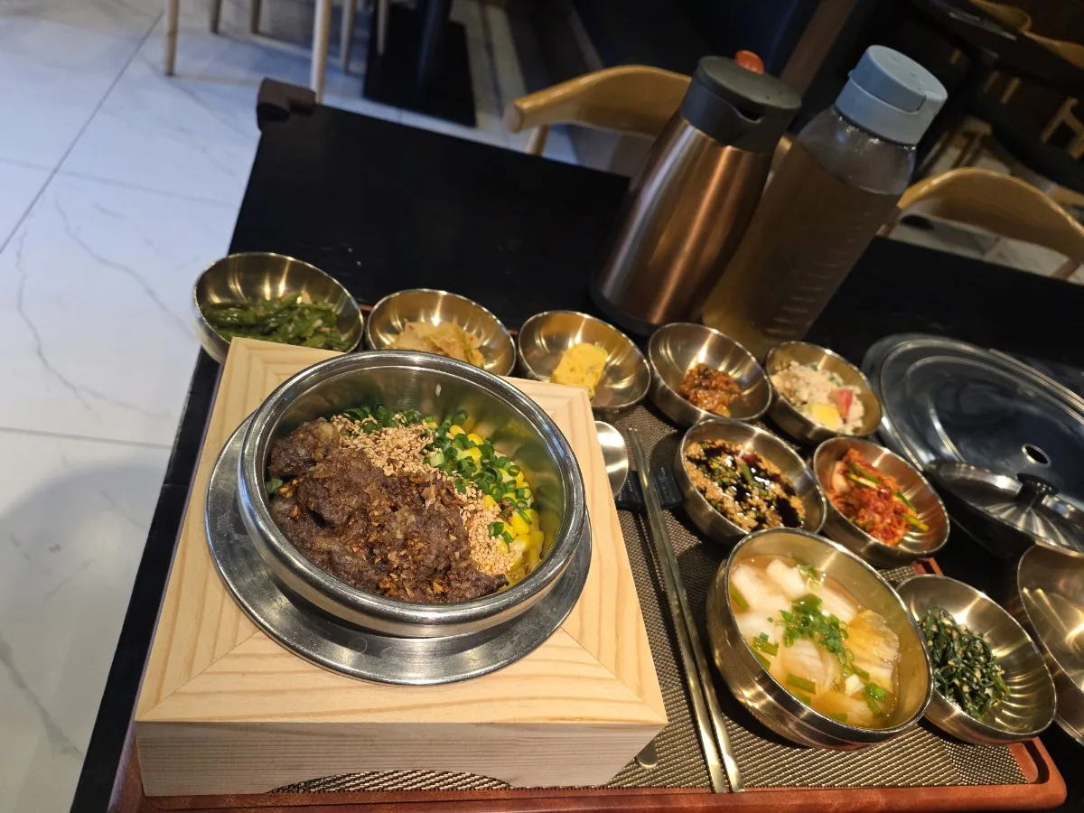 복가솥밥 솥밥 플레이팅