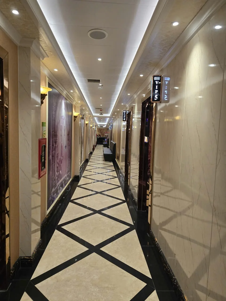 아우디 가라오케 다낭 룸 복도 Audi Karaoke Da Nang corridor